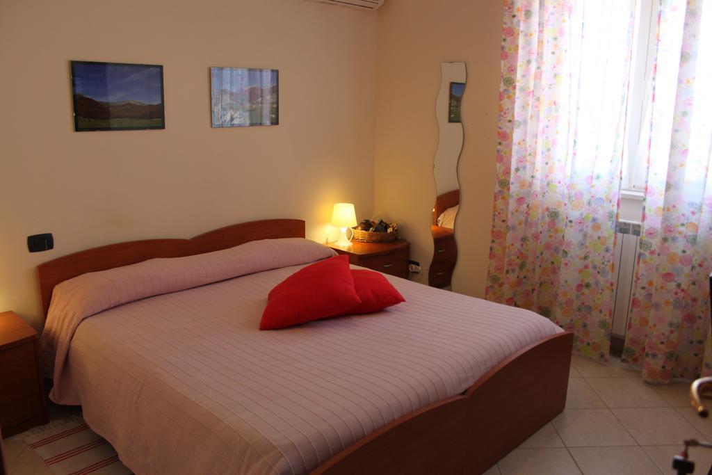 Il Pioppo Bed and Breakfast Veroli Δωμάτιο φωτογραφία